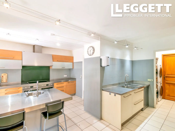 Image No.6-Maison de 10 chambres à vendre à Homps