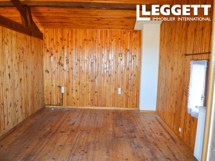 Image No.10-2 Bed House for sale