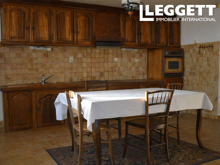 Image No.5-2 Bed House for sale