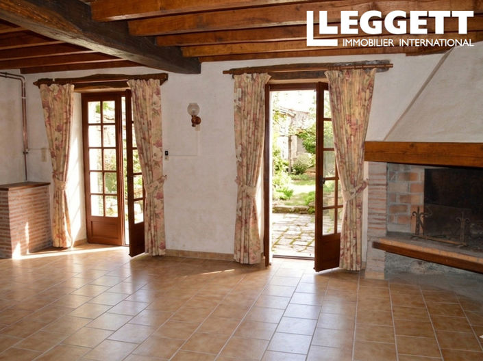 Image No.6-2 Bed House for sale