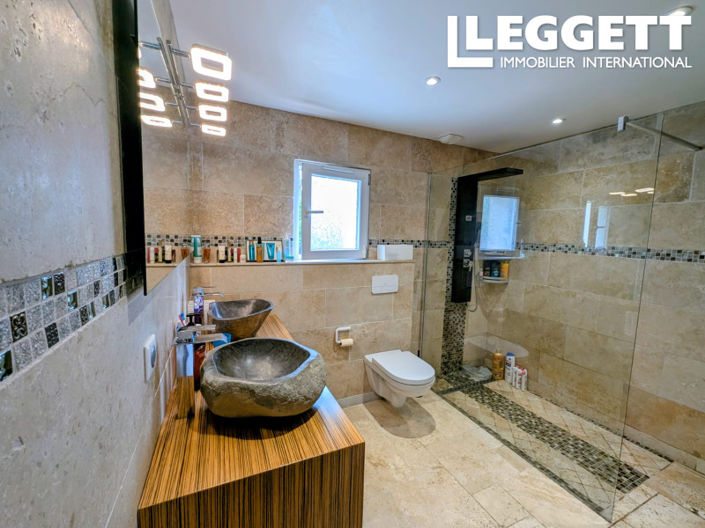 Image No.4-4 Bed House for sale