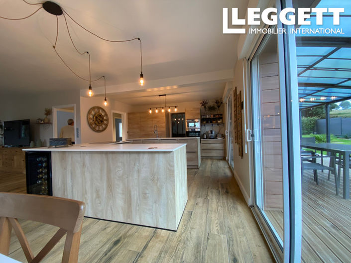 Image No.4-Maison de 4 chambres à vendre à Isigny-le-Buat