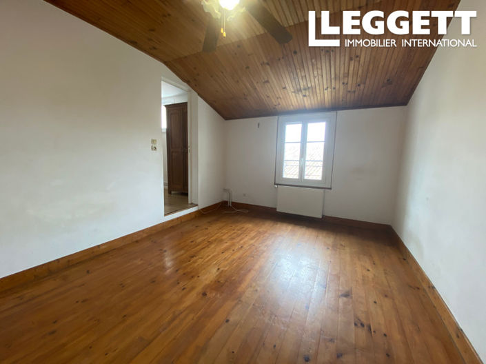 Image No.7-3 Bed House for sale