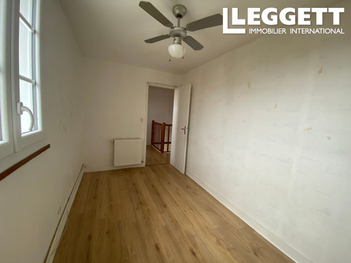 Image No.9-3 Bed House for sale