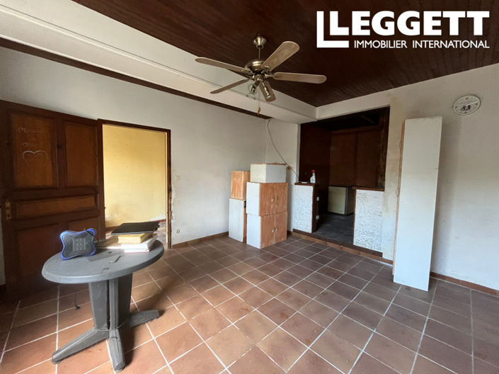 Image No.7-2 Bed House for sale