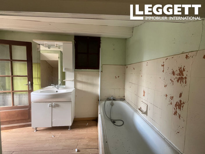 Image No.10-2 Bed House for sale