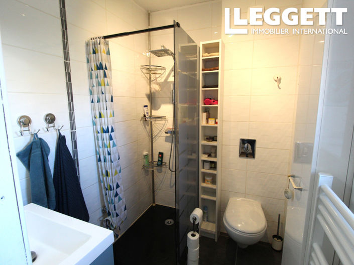 Image No.7-3 Bed House for sale