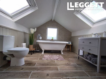 ahr0chm6ly9jzg4uagvzdglhlmltbw8vaw1hz2uvvevom