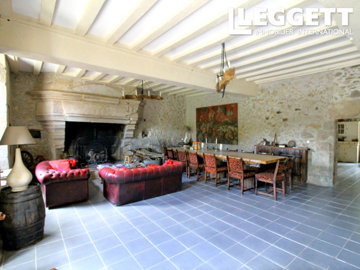 ahr0chm6ly9jzg4uagvzdglhlmltbw8vaw1hz2uvvevom