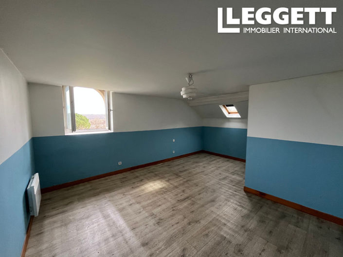 Image No.10-5 Bed House for sale