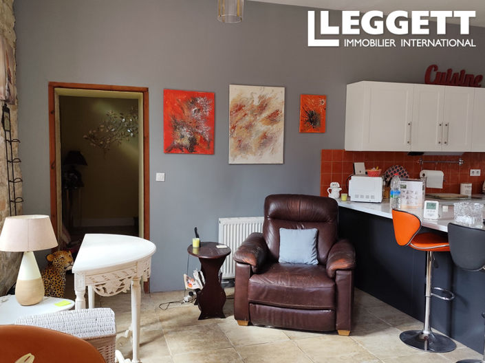 Image No.5-6 Bed House for sale