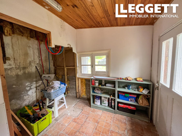 Image No.9-1 Bed House for sale