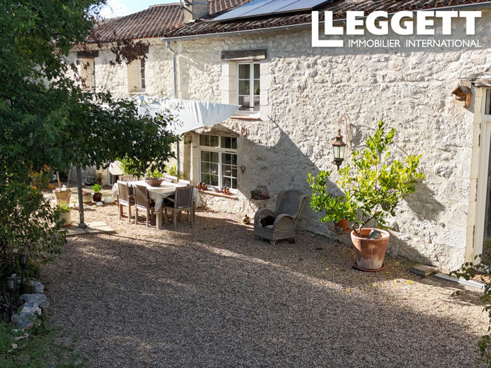 Image No.2-4 Bed House for sale