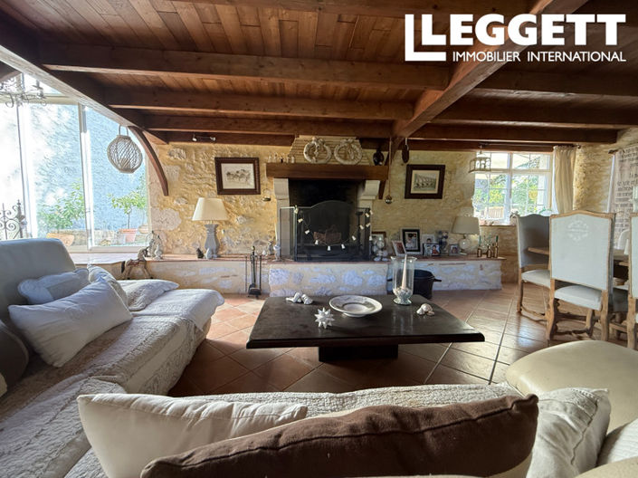 Image No.6-4 Bed House for sale