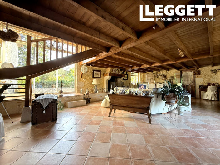 Image No.6-4 Bed House for sale