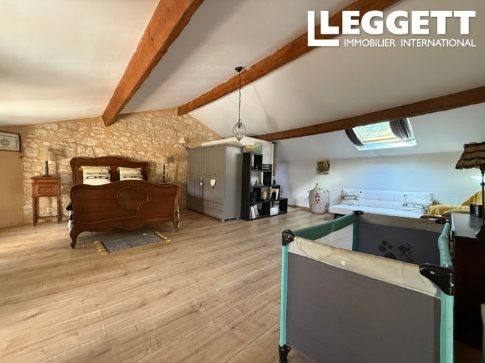 Image No.9-4 Bed House for sale