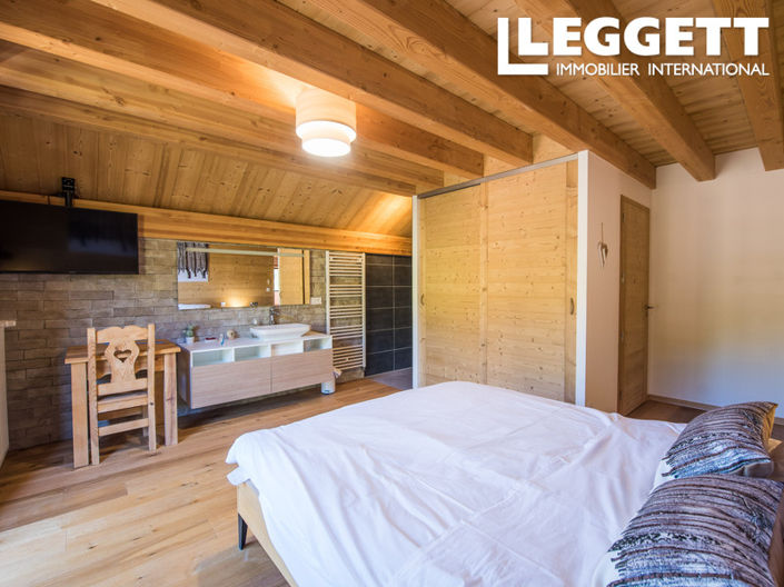 Image No.8-Maison de 7 chambres à vendre à Enchastrayes