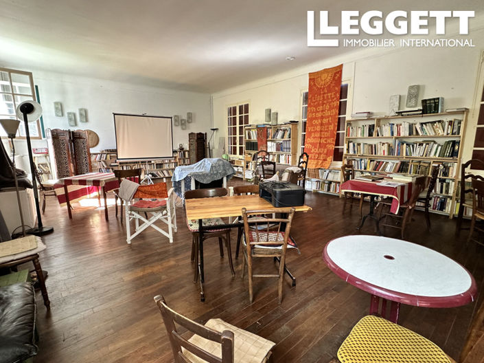 Image No.6-Commercial de 4 chambres à vendre à Sainte-Gemme