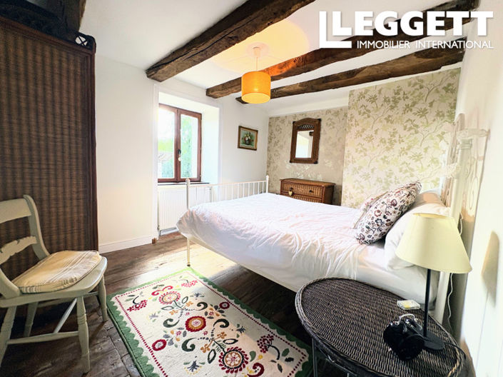 Image No.5-5 Bed House for sale