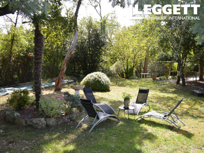 Image No.1-4 Bed House for sale