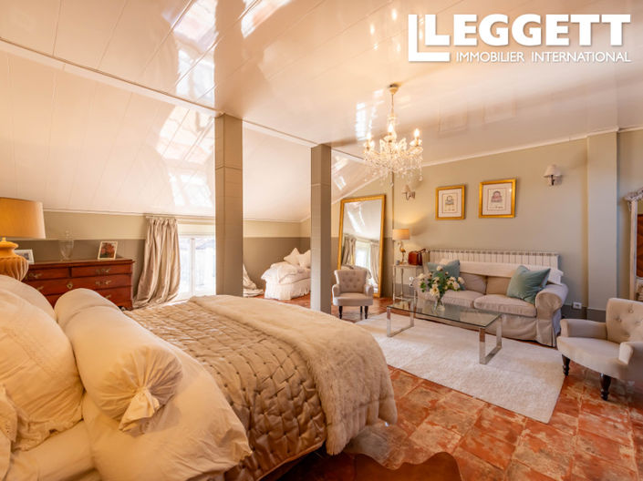 Image No.7-Maison de 7 chambres à vendre à Bize-Minervois