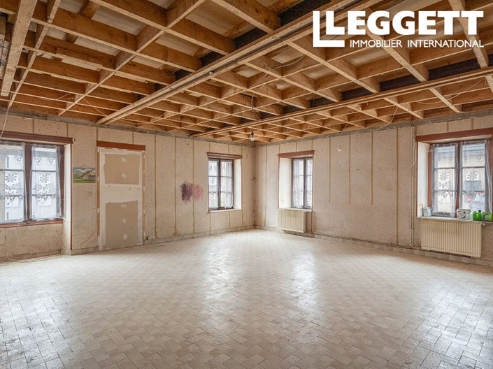 Image No.8-1 Bed House for sale