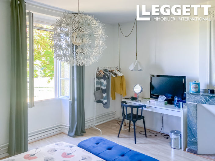 Image No.6-7 Bed House for sale