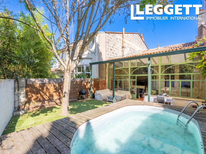 Image No.1-4 Bed House for sale