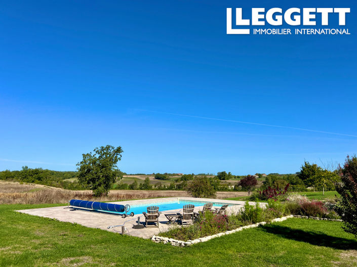 Image No.6-7 Bed House for sale