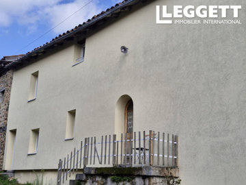 1 - Saint-Pierre-le-Vieux, House
