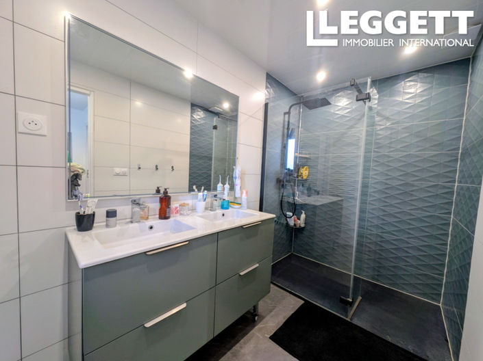 Image No.7-Maison de 2 chambres à vendre à Genouillé