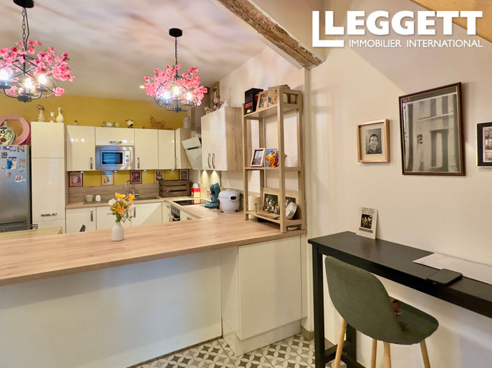 Image No.2-Maison de 2 chambres à vendre à Bize-Minervois