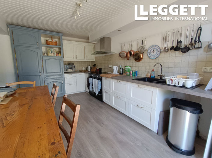 Image No.3-4 Bed House for sale