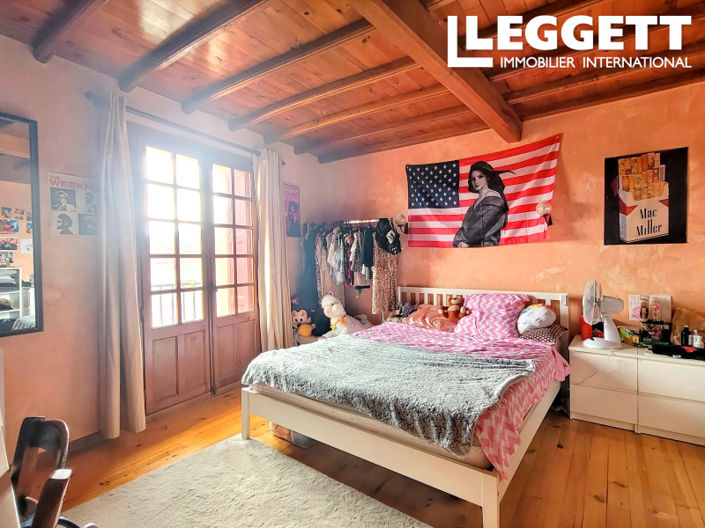 Image No.7-3 Bed House for sale