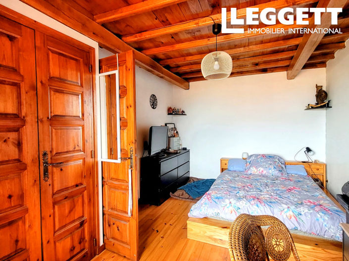 Image No.9-3 Bed House for sale