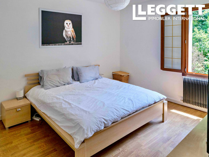 Image No.9-3 Bed House for sale