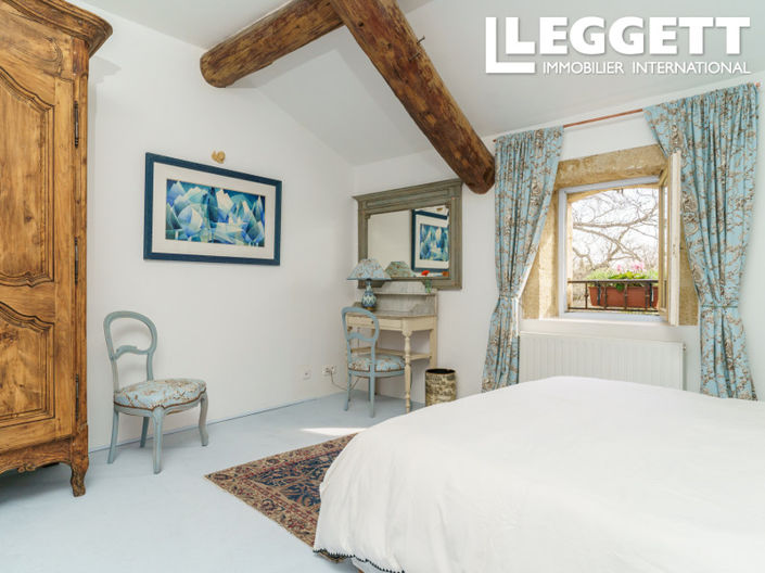 Image No.7-6 Bed House for sale