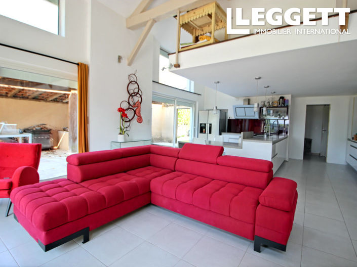 Image No.4-4 Bed House for sale