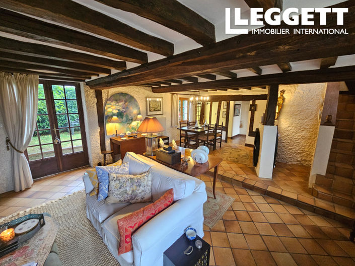 Image No.2-4 Bed House for sale