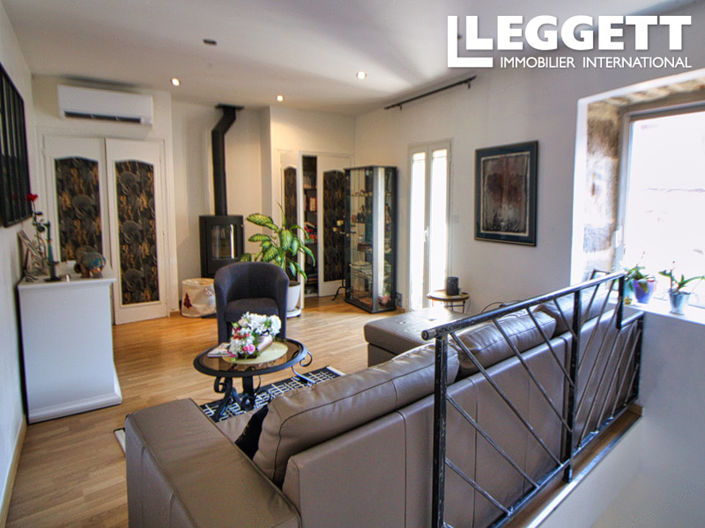 Image No.2-4 Bed House for sale