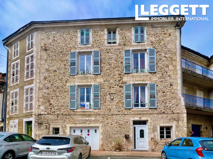 Image No.10-8 Bed House for sale