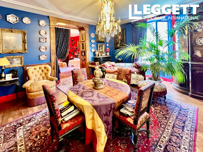 Image No.2-8 Bed House for sale