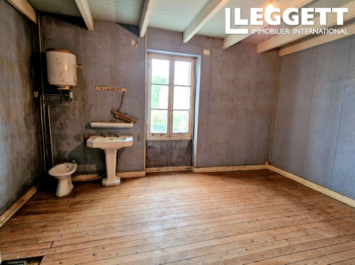 Image No.9-5 Bed House for sale