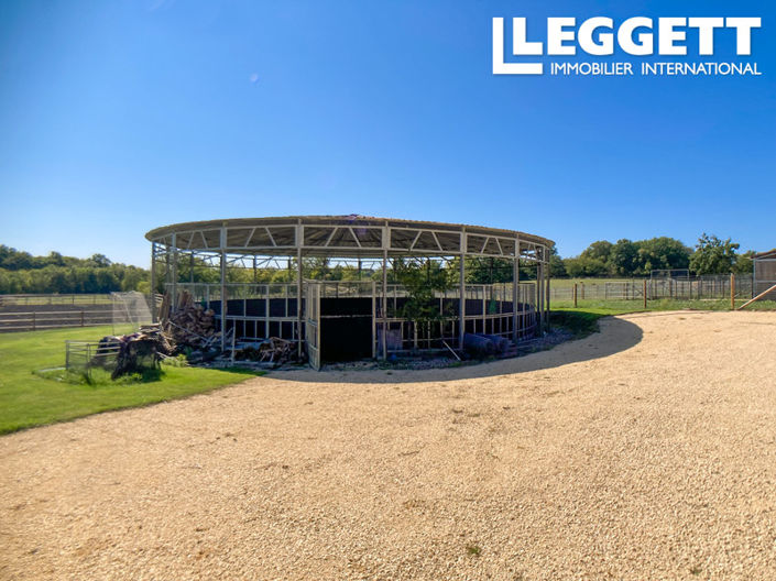 Image No.7-6 Bed House for sale