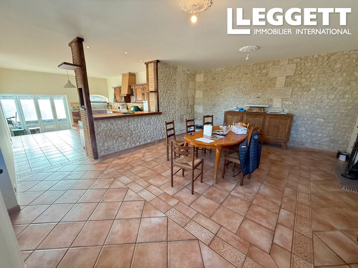 Image No.3-Maison de 4 chambres à vendre à Montboyer