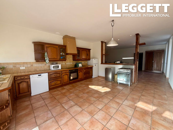 Image No.3-4 Bed House for sale