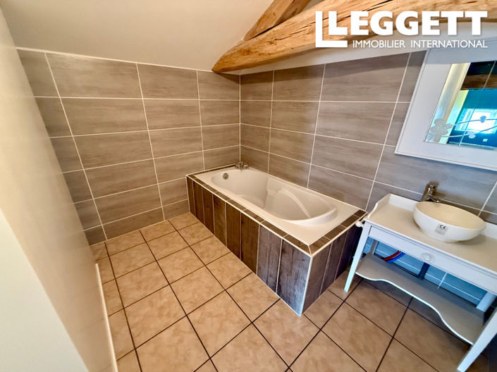 Image No.6-Maison de 4 chambres à vendre à Montboyer