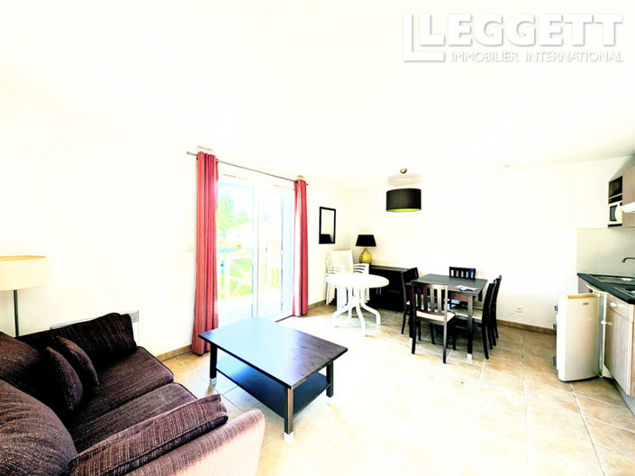 Image No.10-2 Bed Apartment for sale