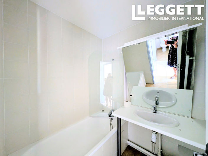 Image No.9-2 Bed Apartment for sale