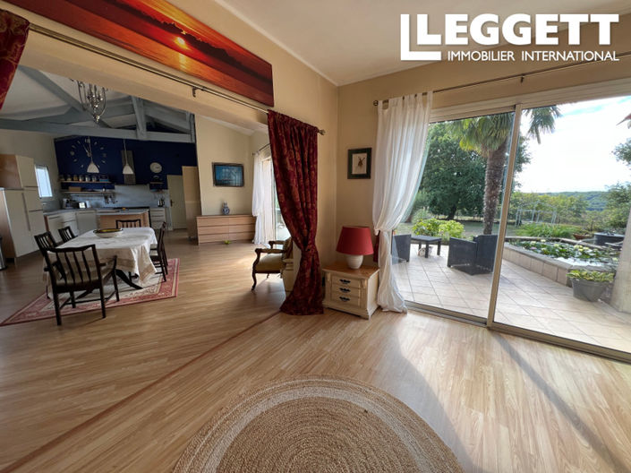 Image No.6-3 Bed House for sale